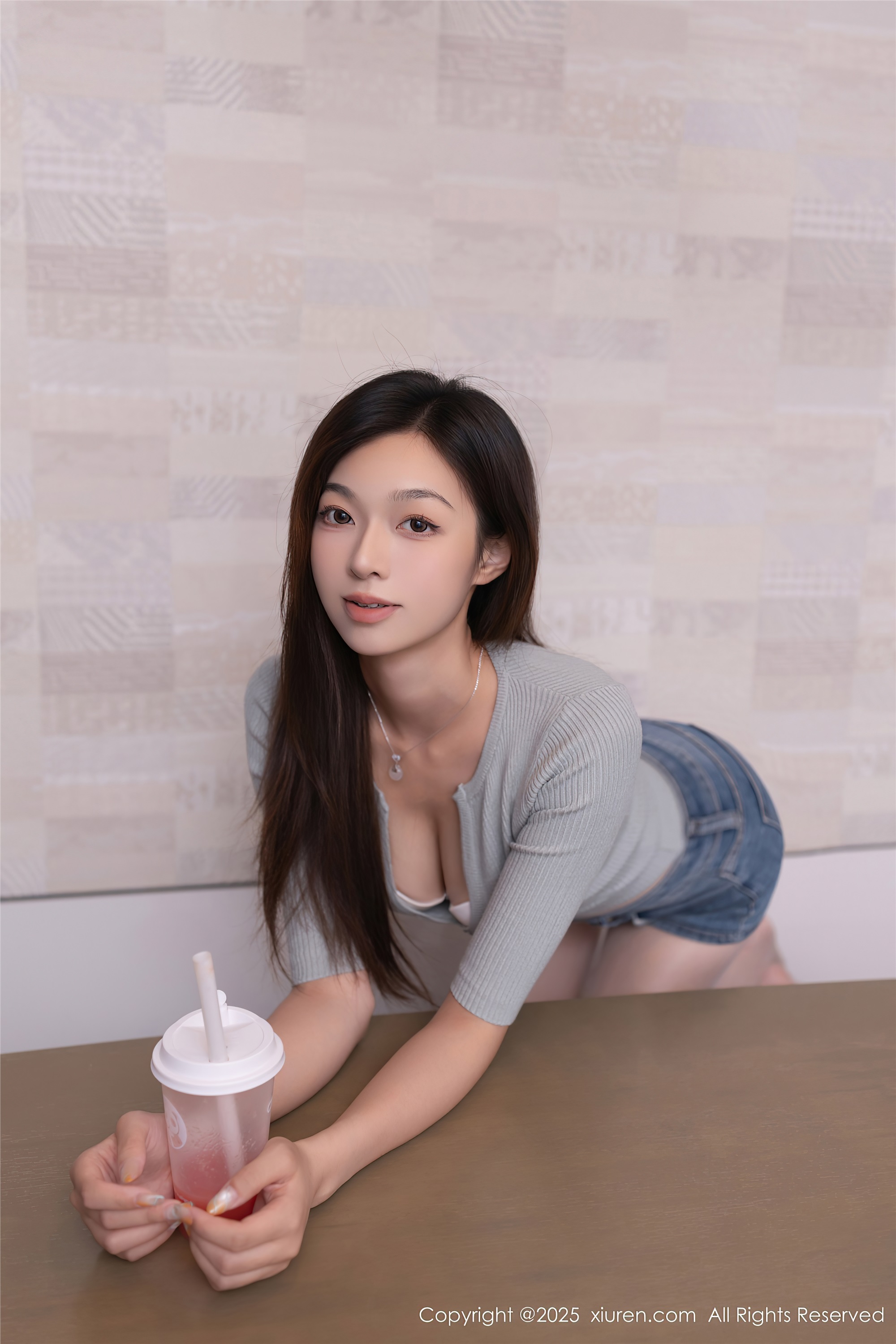 Xiuren秀人网 2025.10.17 NO.10881 kiki柚柚